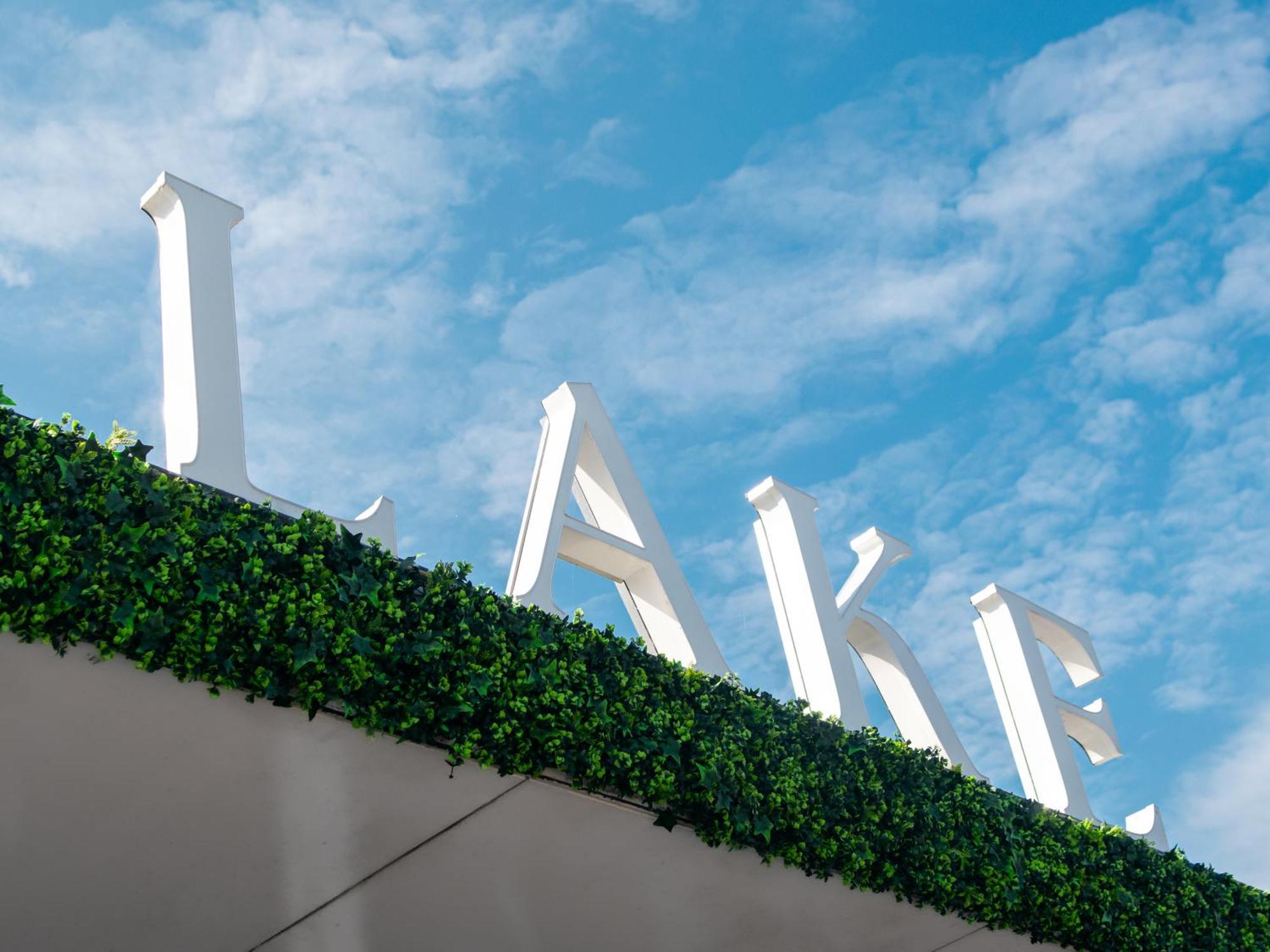 Amsterdam Lake Hotel บาดโฮเวอดอร์ป ภายนอก รูปภาพ