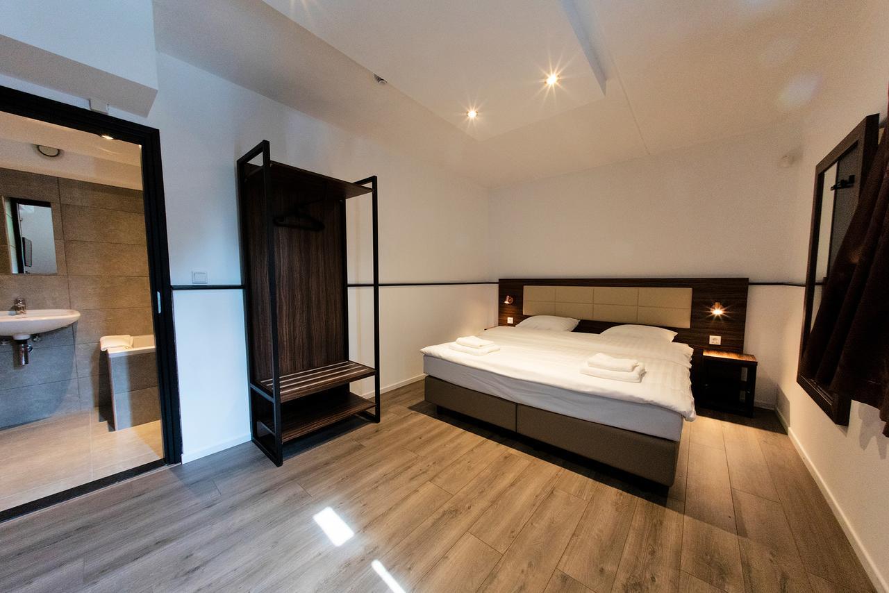 Amsterdam Lake Hotel บาดโฮเวอดอร์ป ภายนอก รูปภาพ